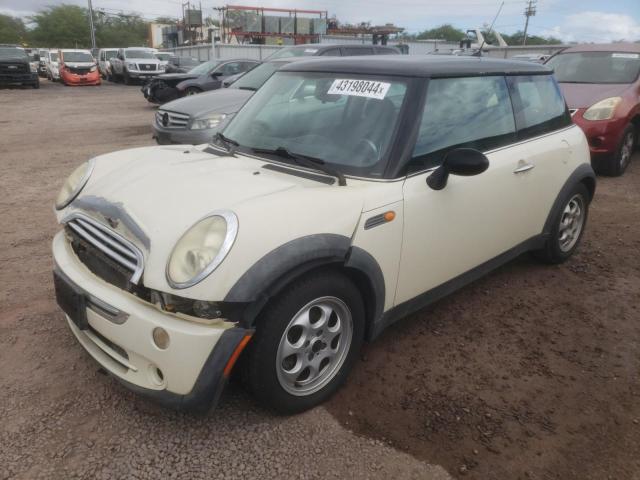 Mini Cooper (2005)