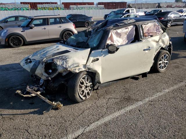 Mini Cooper (2015)
