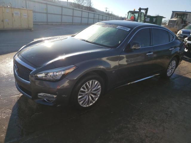 Infiniti Q70 (2015)