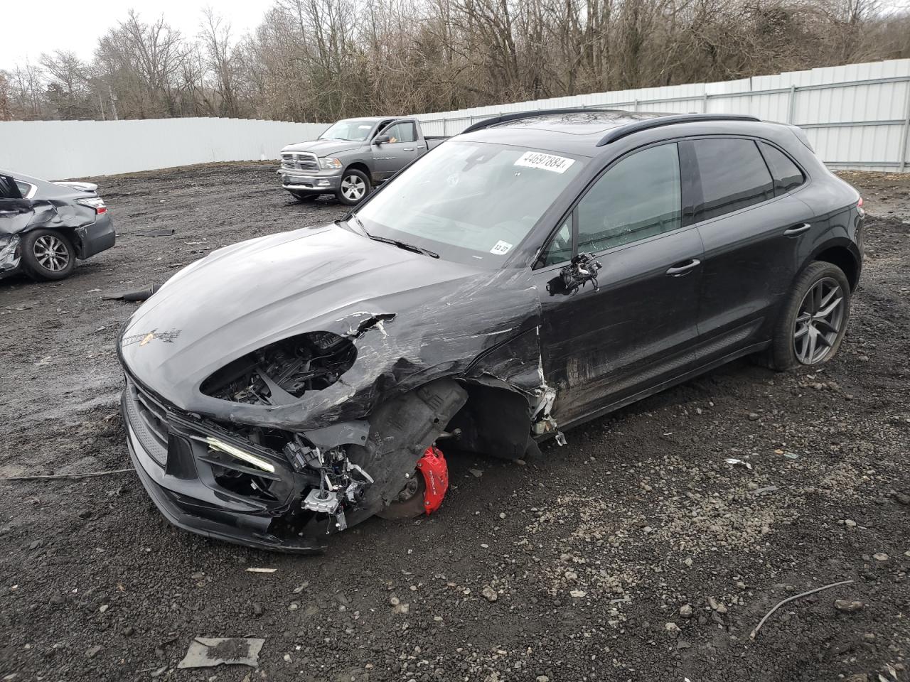 Porsche Macan (2023)