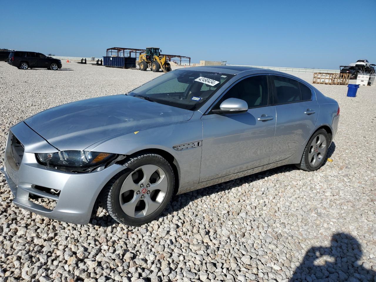 Jaguar Xe (2017)