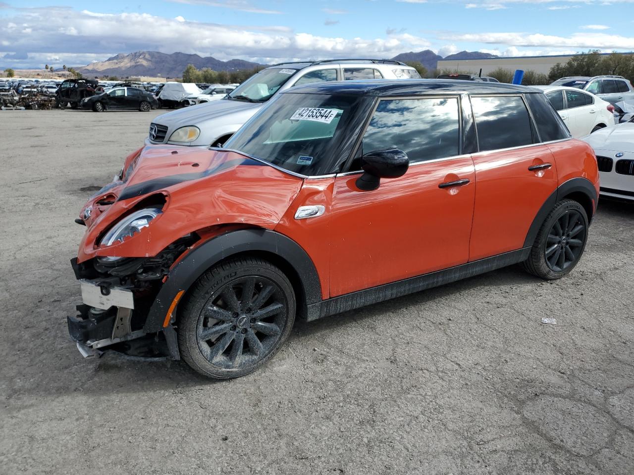 Mini Cooper (2020)