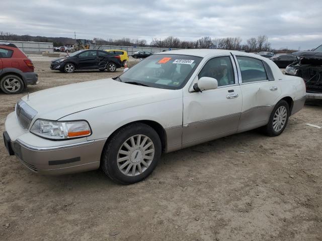 Lincoln Towncar (2003)