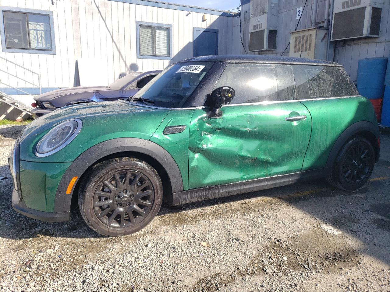 Mini Cooper (2023)