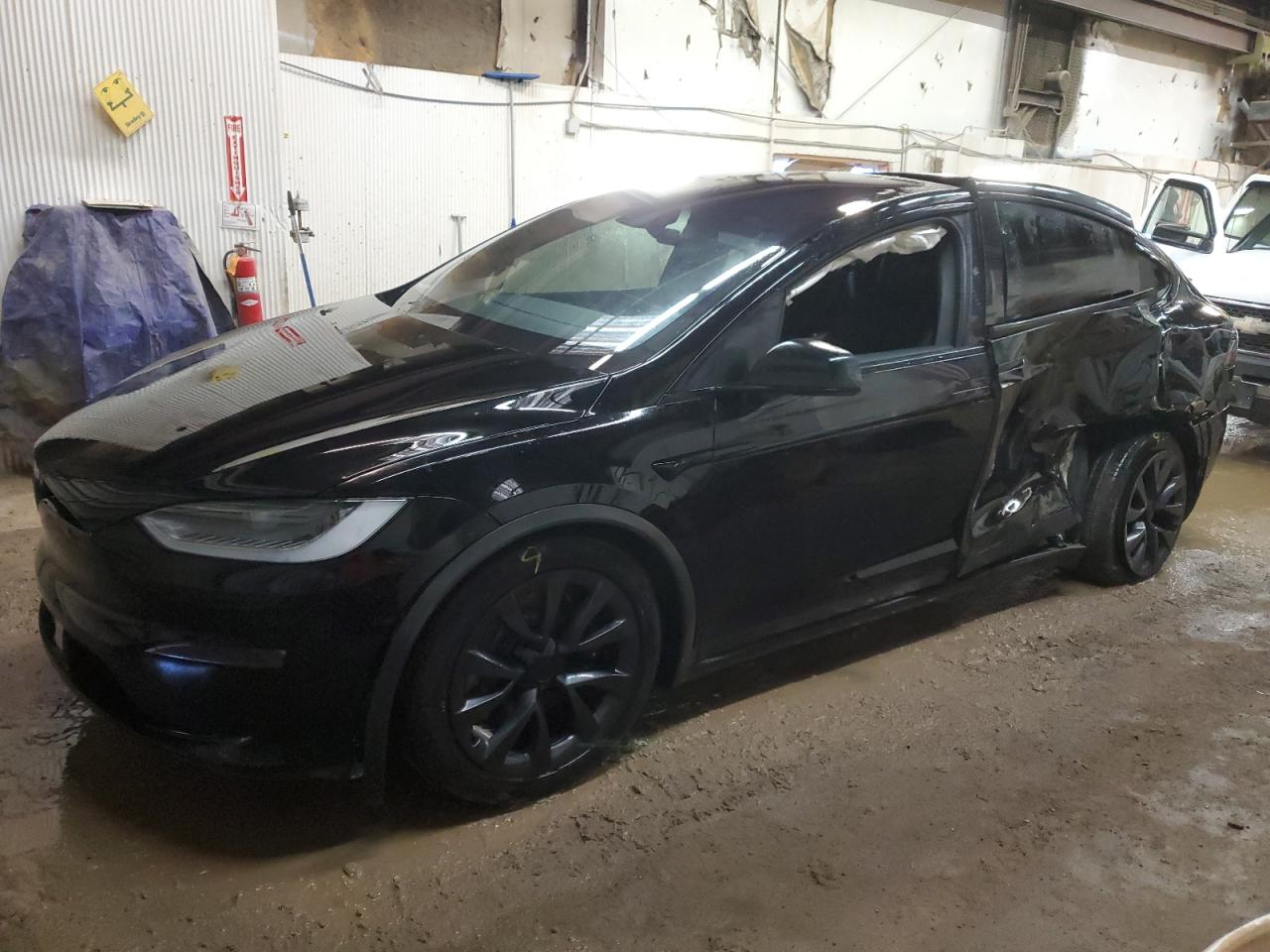 Tesla Model x (2023)