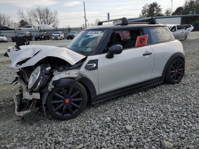 Mini Cooper (2015)
