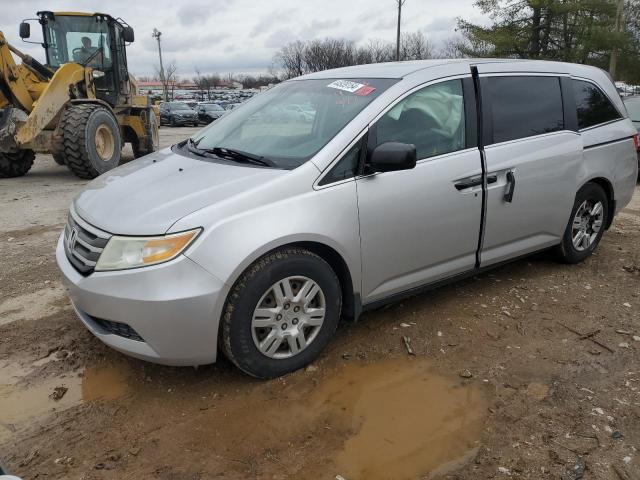Honda Odyssey lx (2013)