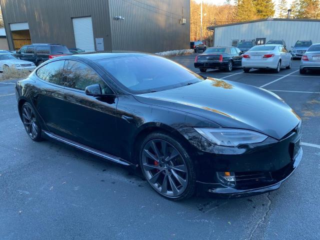 Tesla Model s (2019)