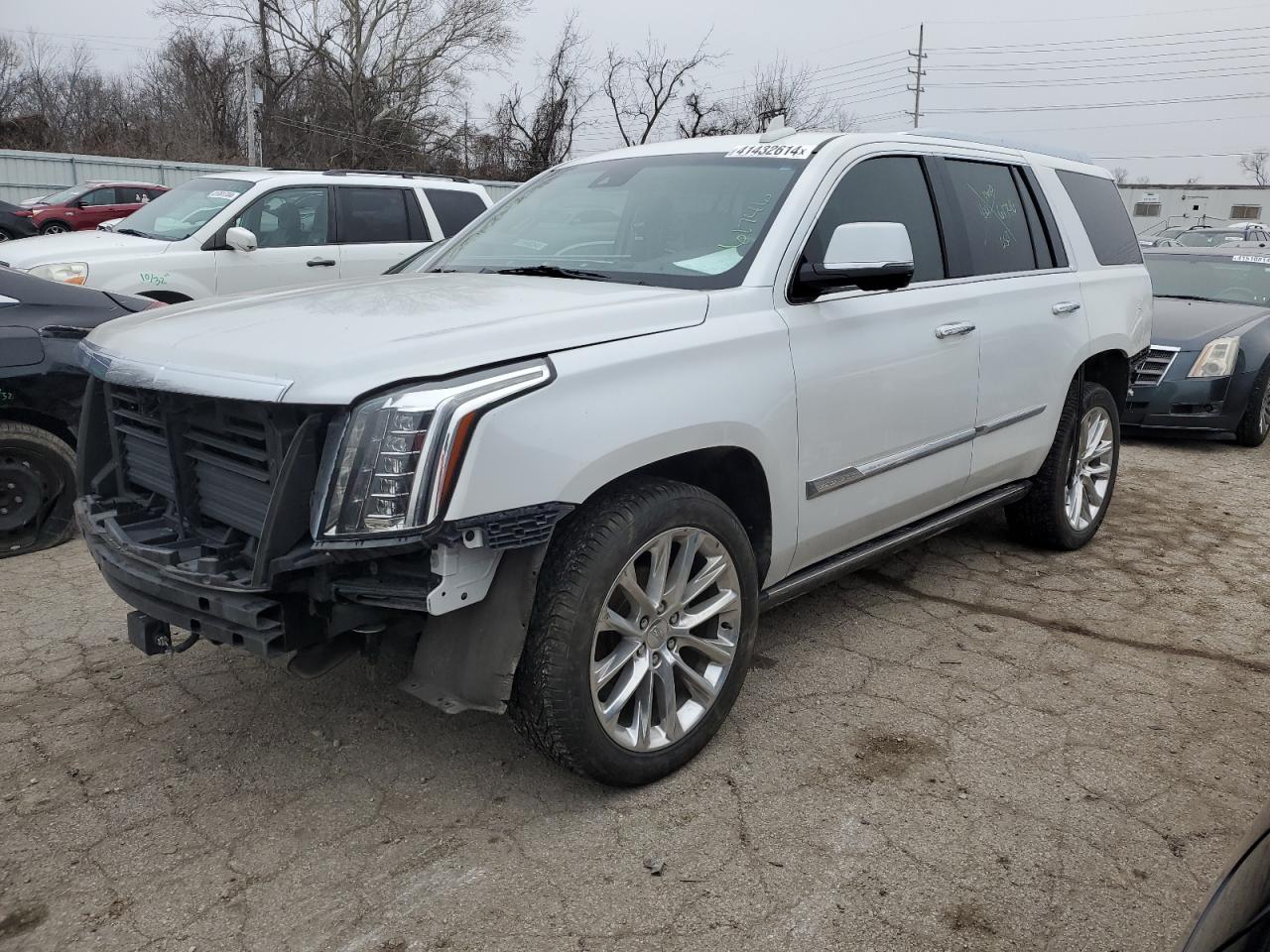 Cadillac Escalade (2016)