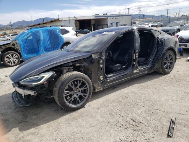 Tesla Model s (2021)