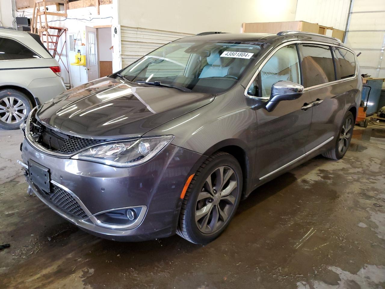 Chrysler Pacifica (2017)