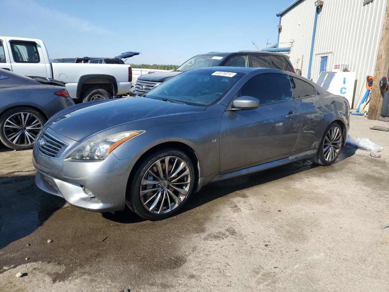 Infiniti Q60 (2014)