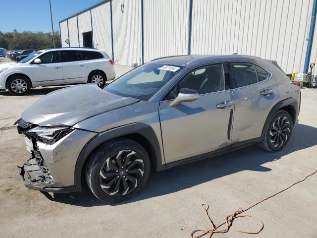 Lexus Ux 200 (2020)