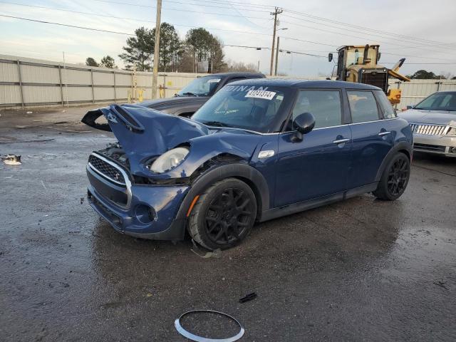 Mini Cooper (2015)