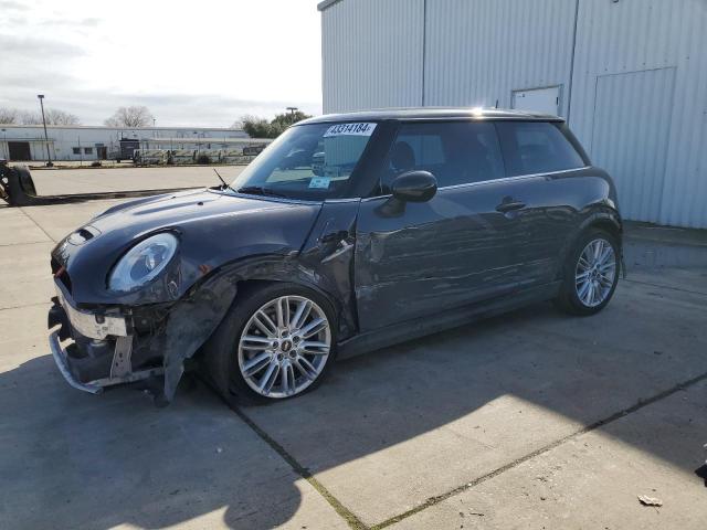 Mini Cooper (2015)