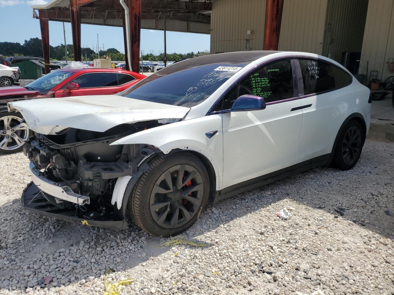 Tesla Model x (2023)