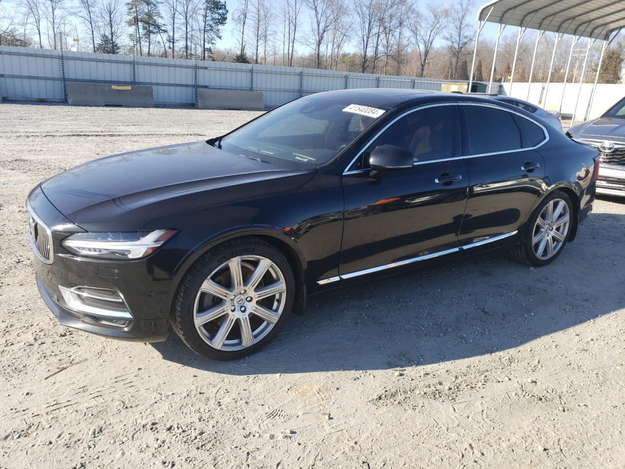 Volvo S90 (2017)