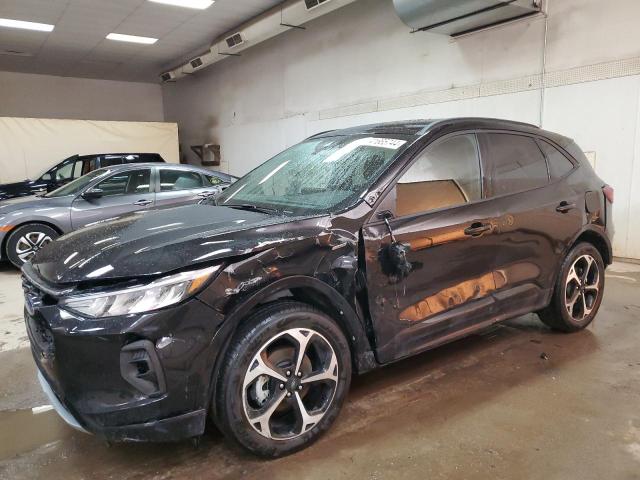 Ford Escape st (2023)