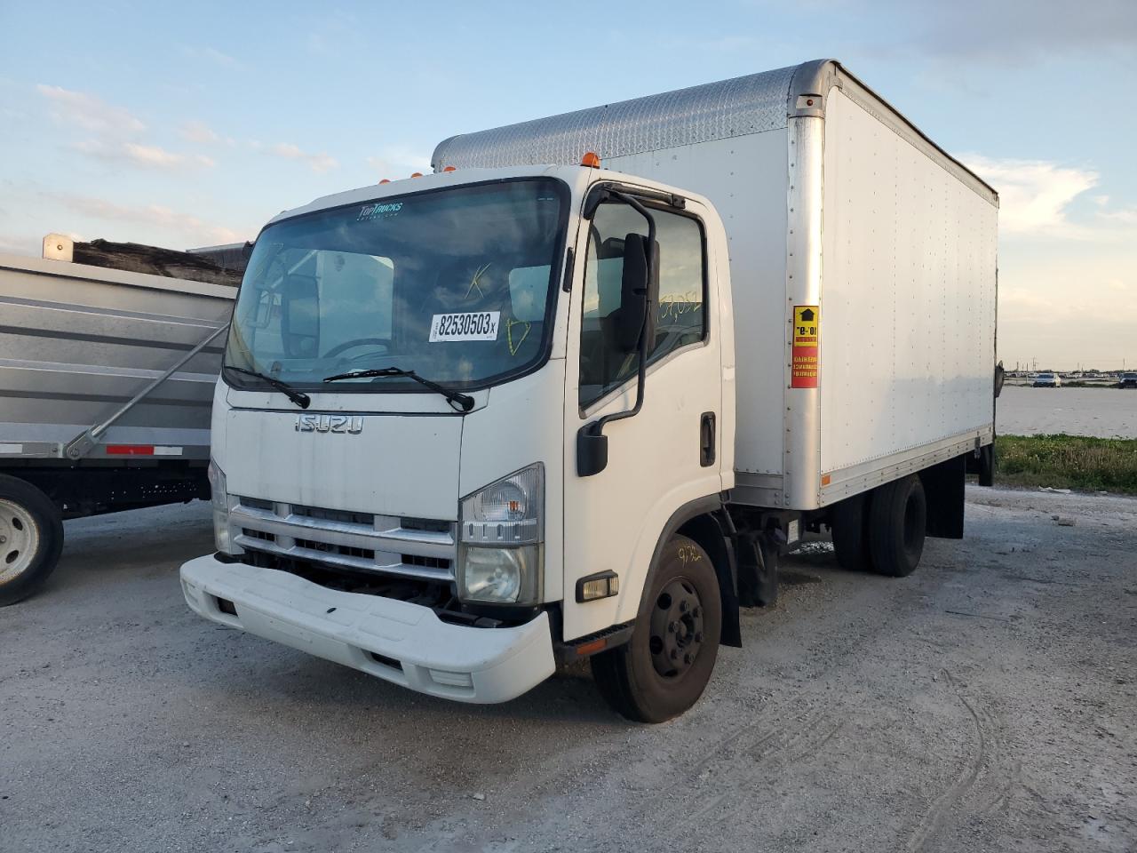 Isuzu Npr (2011)