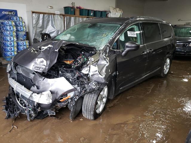 Chrysler Pacifica (2017)