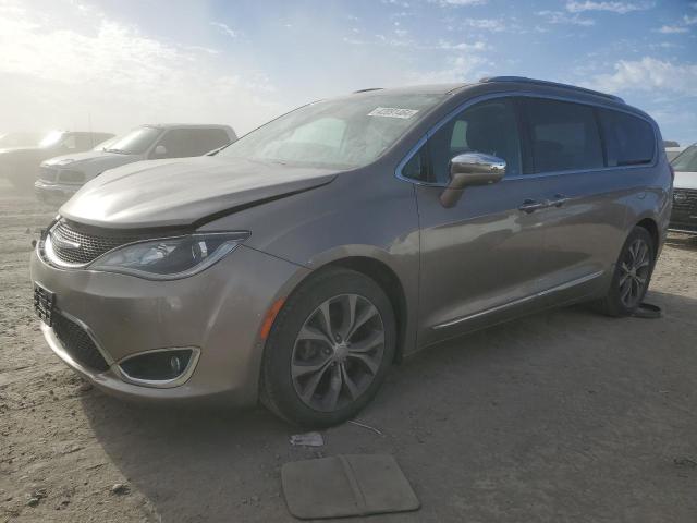 Chrysler Pacifica (2017)