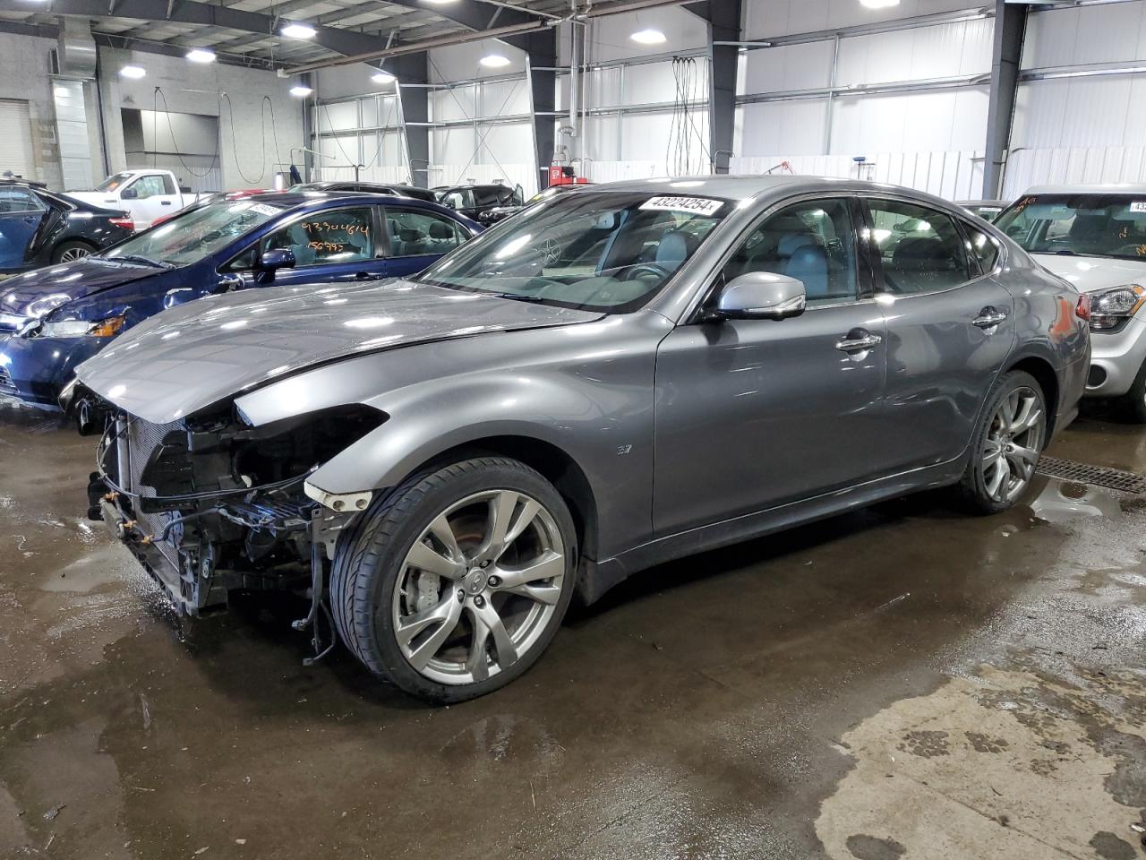 Infiniti Q70 (2017)