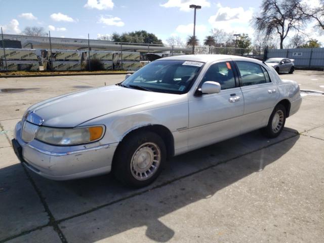 Lincoln Towncar (2001)