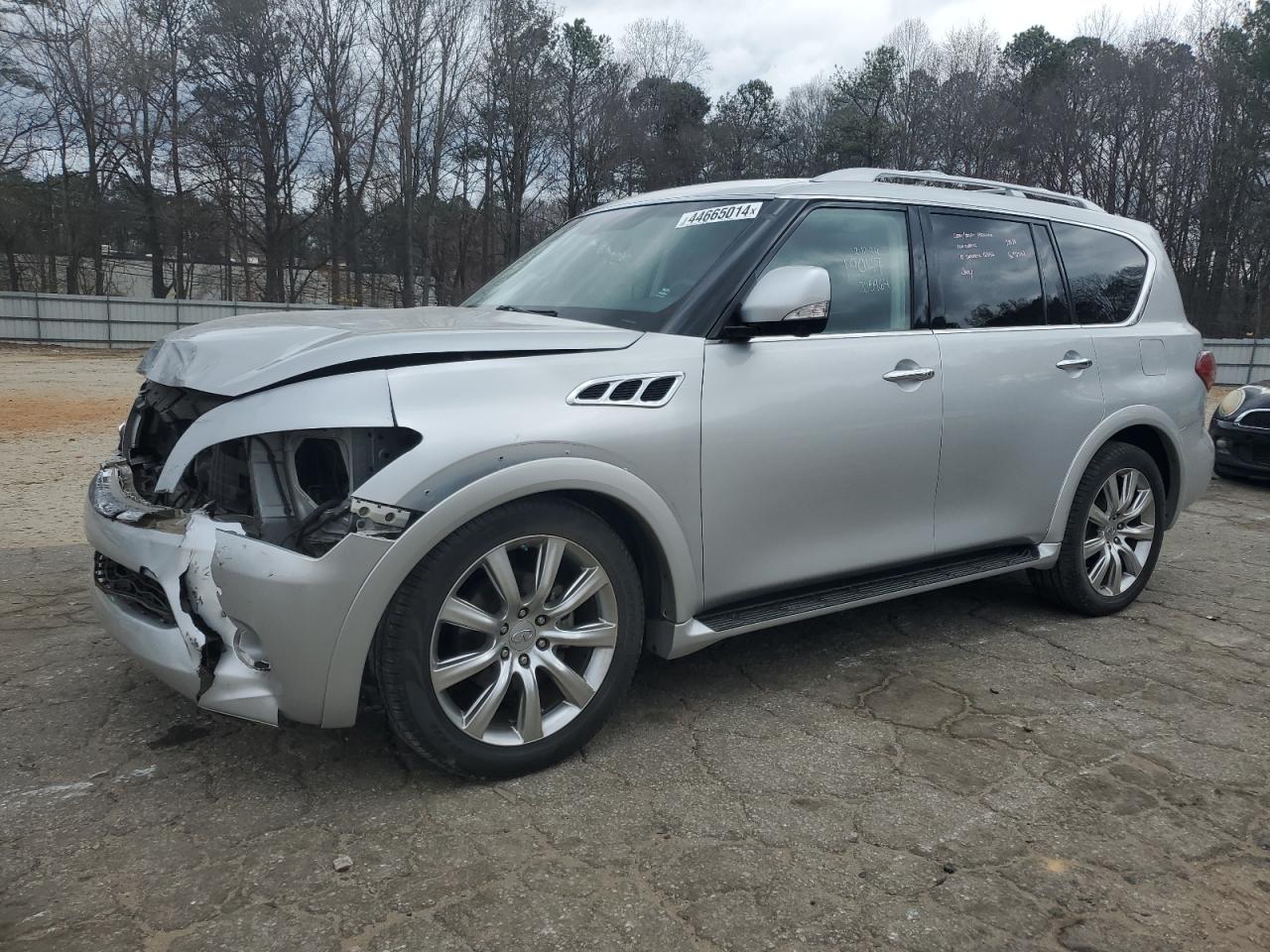 Infiniti Qx56 (2012)