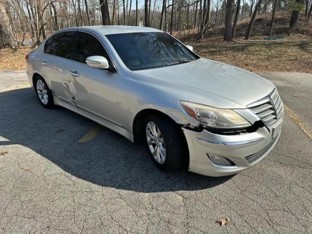 Hyundai Genesis (2012)