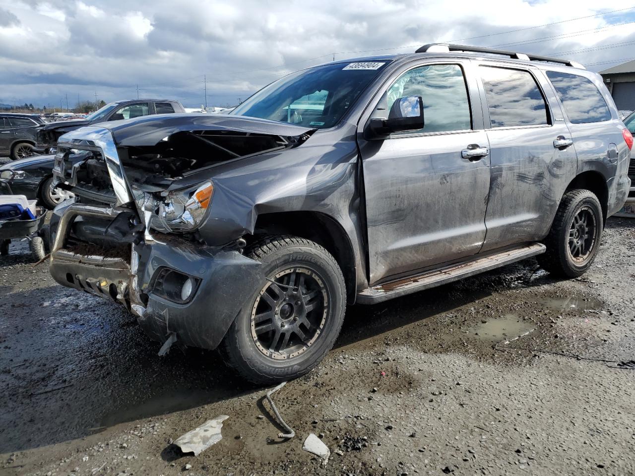Toyota Sequoia (2016)