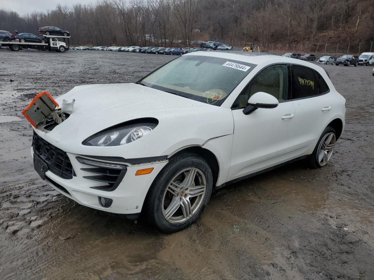 Porsche Macan (2016)
