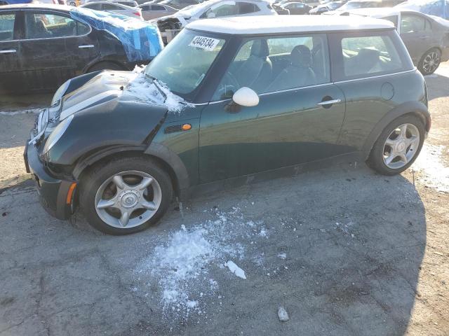 Mini Cooper (2005)