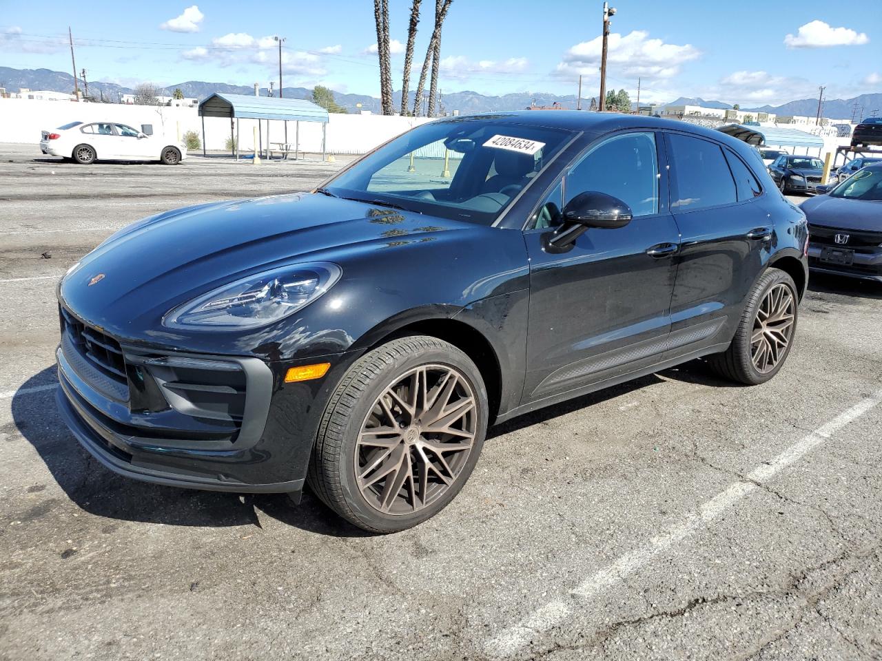Porsche Macan (2023)
