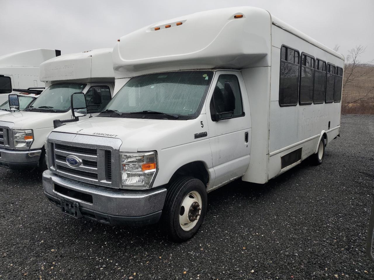 Ford Econoline (2015)
