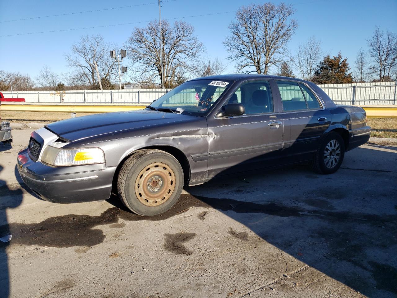 Ford Crown victoria (2005)