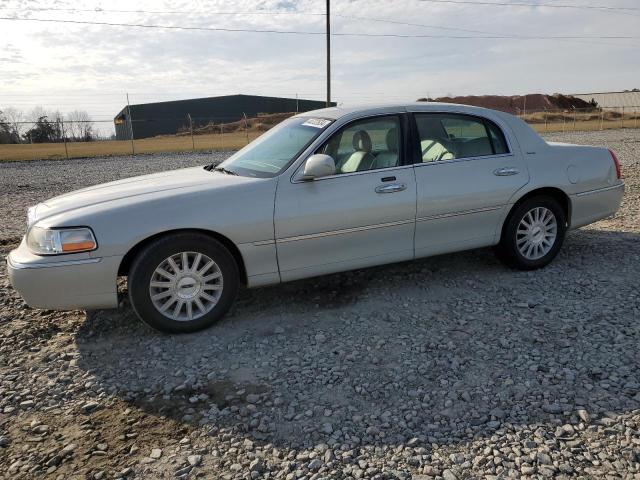 Lincoln Towncar (2004)