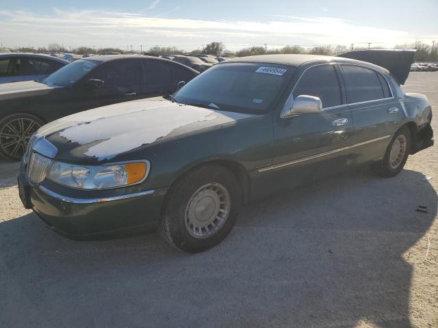 Lincoln Towncar (2001)