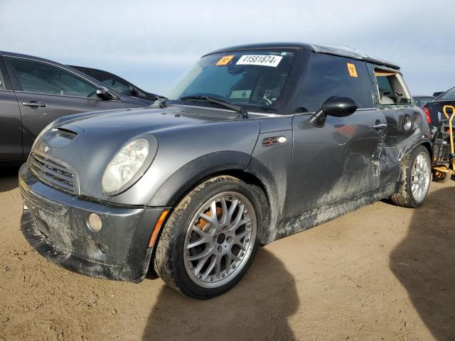 Mini Cooper (2005)