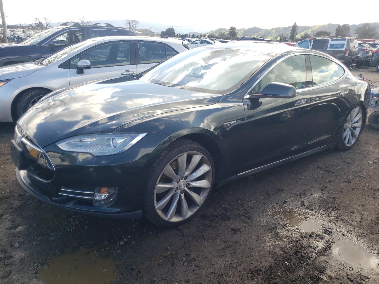 Tesla Model s (2013)