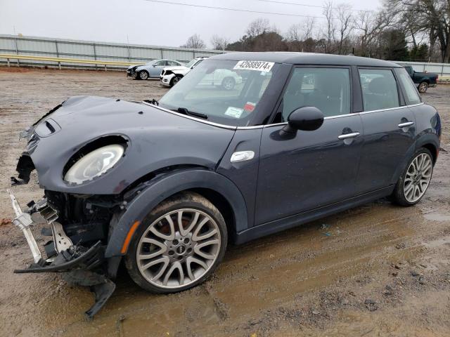 Mini Cooper (2015)