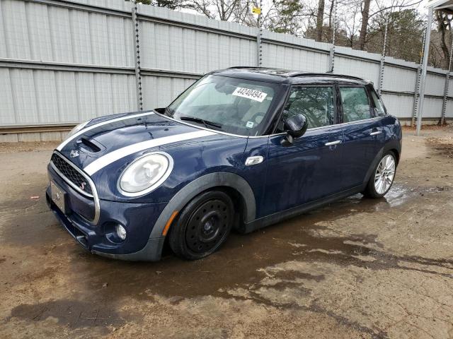 Mini Cooper (2016)