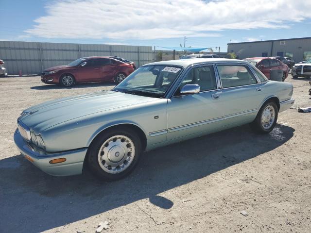 Jaguar Xj (2000)