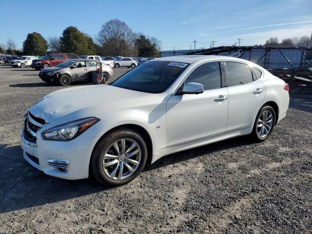 Infiniti Q70 (2018)