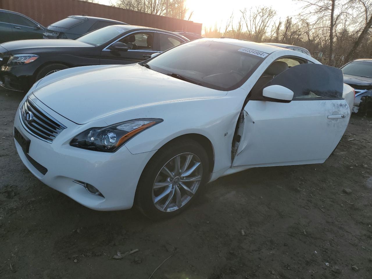 Infiniti Q60 (2014)