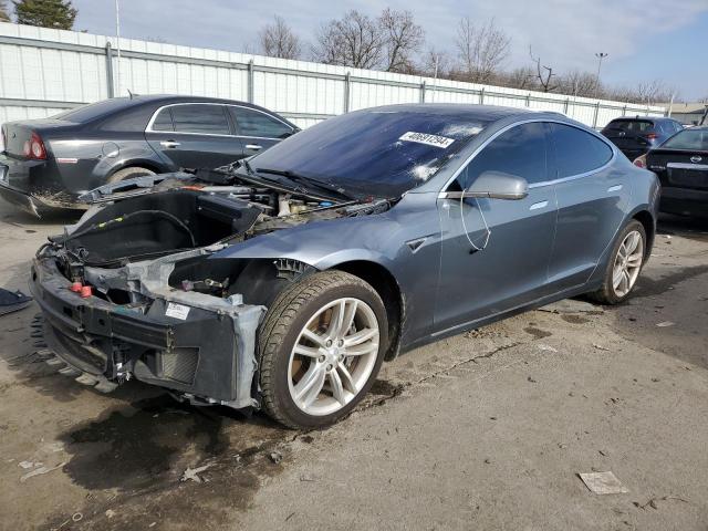 Tesla Model s (2014)