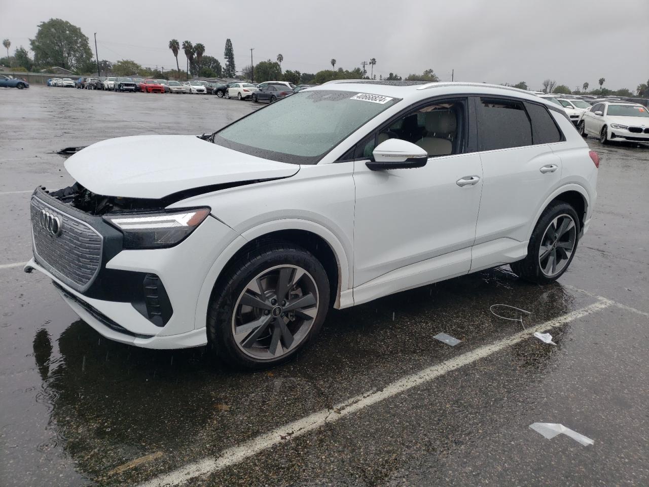 Audi Q4 e-tron (2022)