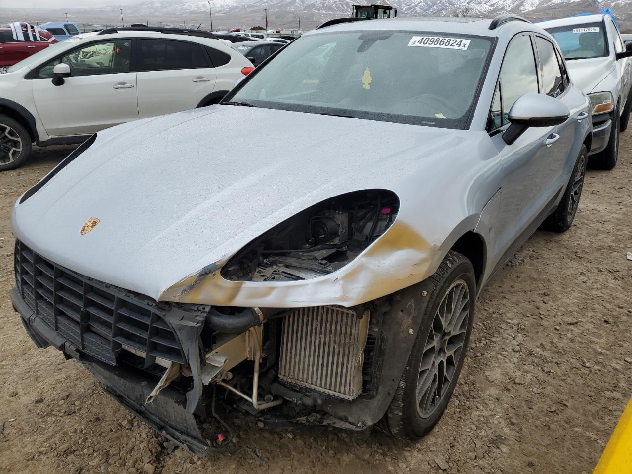 Porsche Macan (2016)