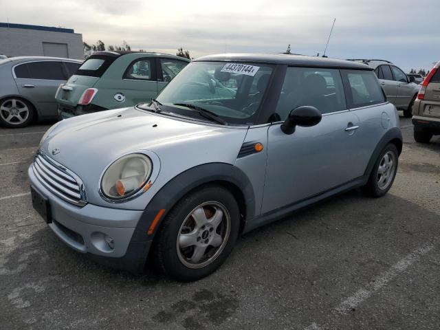 Mini Cooper (2010)