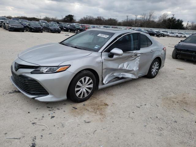 Toyota Camry hybrid (2017)
