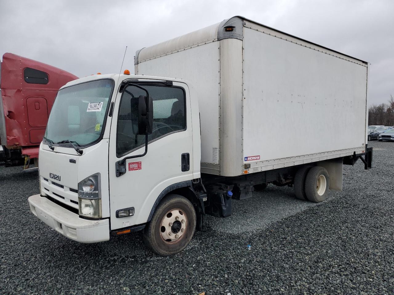Isuzu Npr (2011)